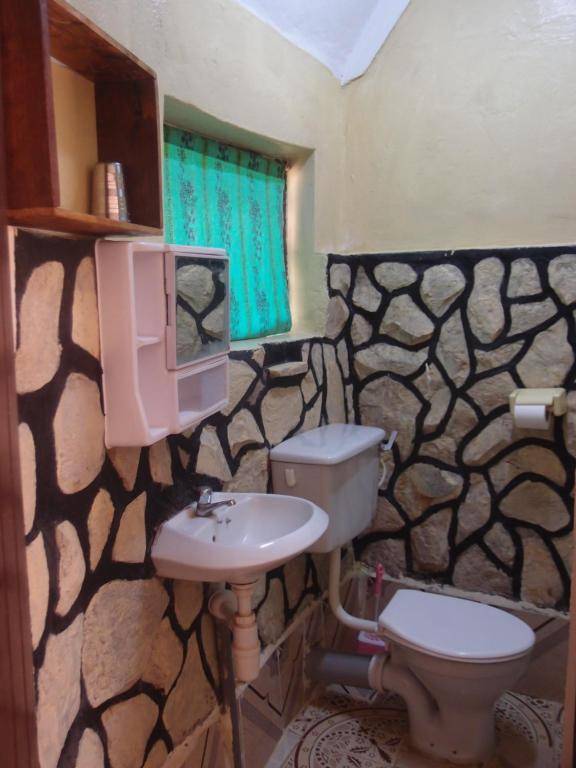 SALEM Eco-Lodge & Guesthouse